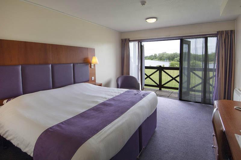 Premier Inn Milton Keynes South Exterior photo